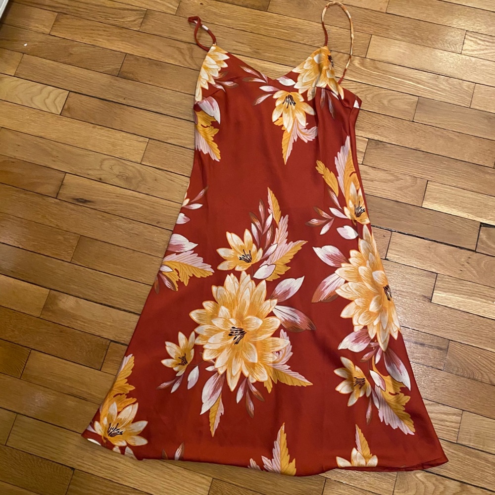 Forever 21 slip dress size medium